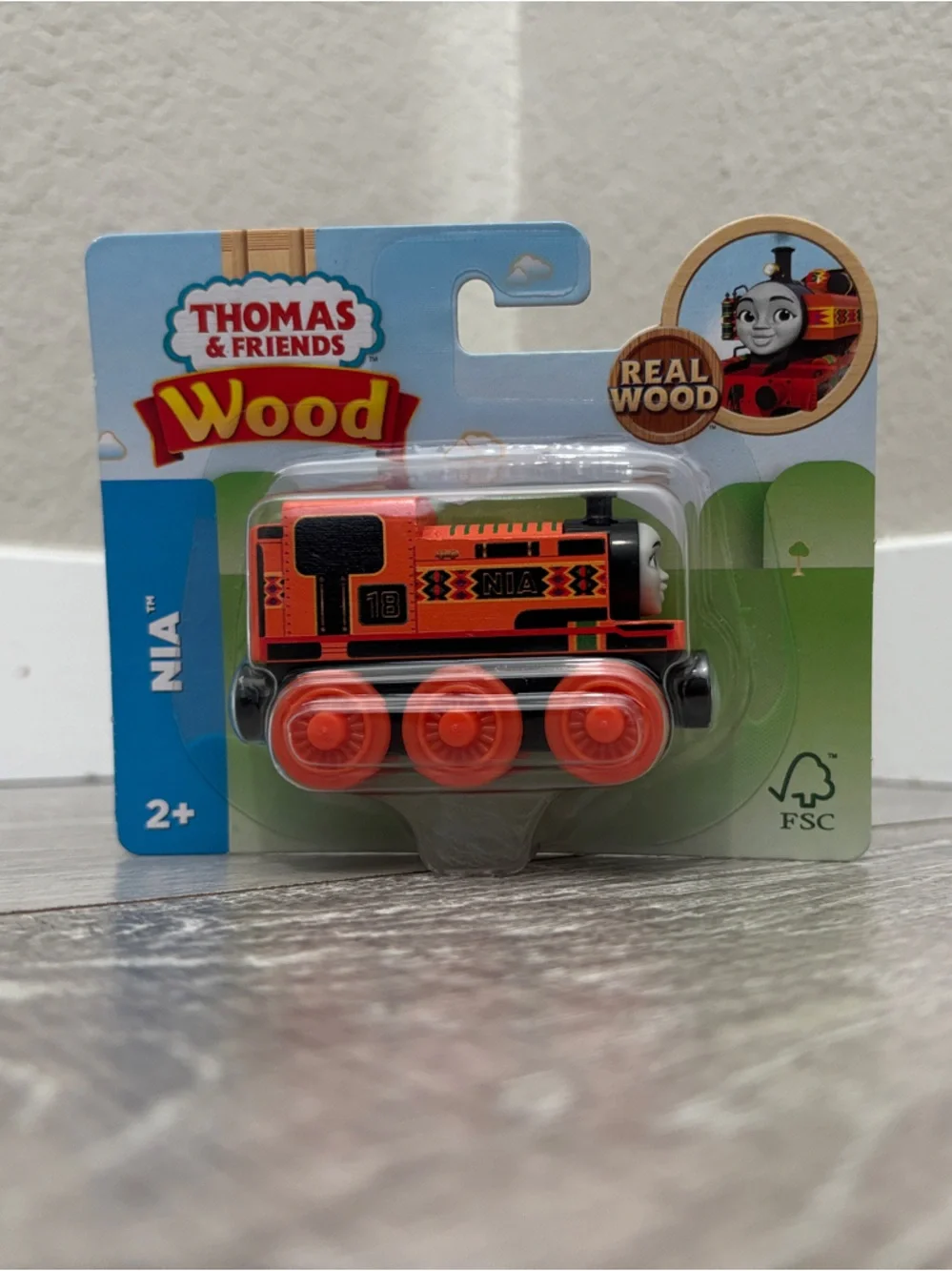 NIB Wooden Nia GGG31 - Thomas & Friends